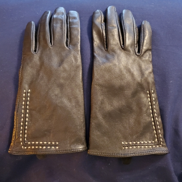 Alexandra Bartlett Accessories - 🆕️ ALEXANDRA BARTLETT gloves sz M
